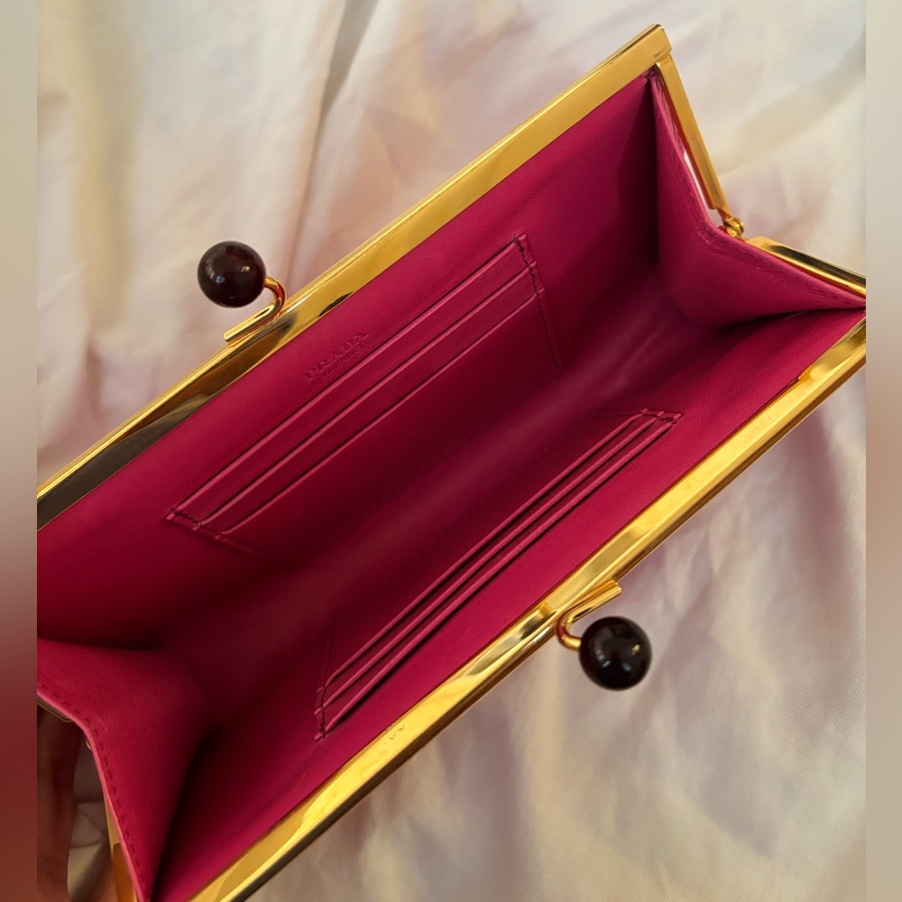 Prada bag/ Prada clutch / Prada wallet - Picture 9 of 9